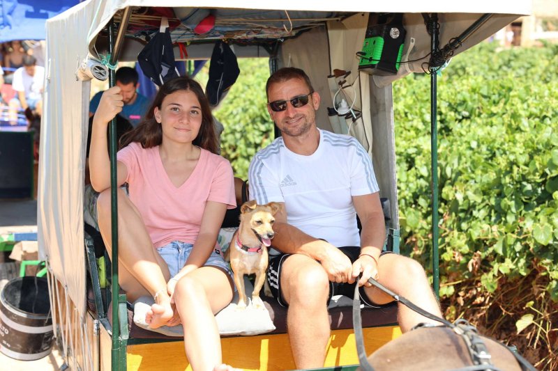 La presentació i l’entrada de la murta aporten l’ambient a l’arranc de les festes de Llíber La presentació i l’entrada de la murta aporten l’ambient a l’arranc de les festes de Llíber